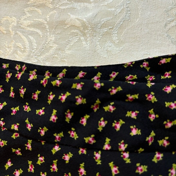 ❤️2/$15 or 3/$21❤️ Jones New York Silk Small Floral Flare Skirt, Size 14 Petite - Picture 5 of 9